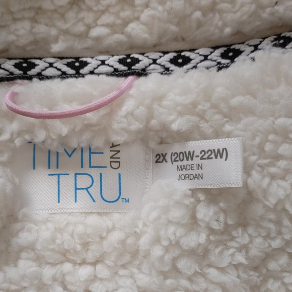 TIME AND TRU SHERPA SWEATSHIRT JACKET - Picture 2 of 11